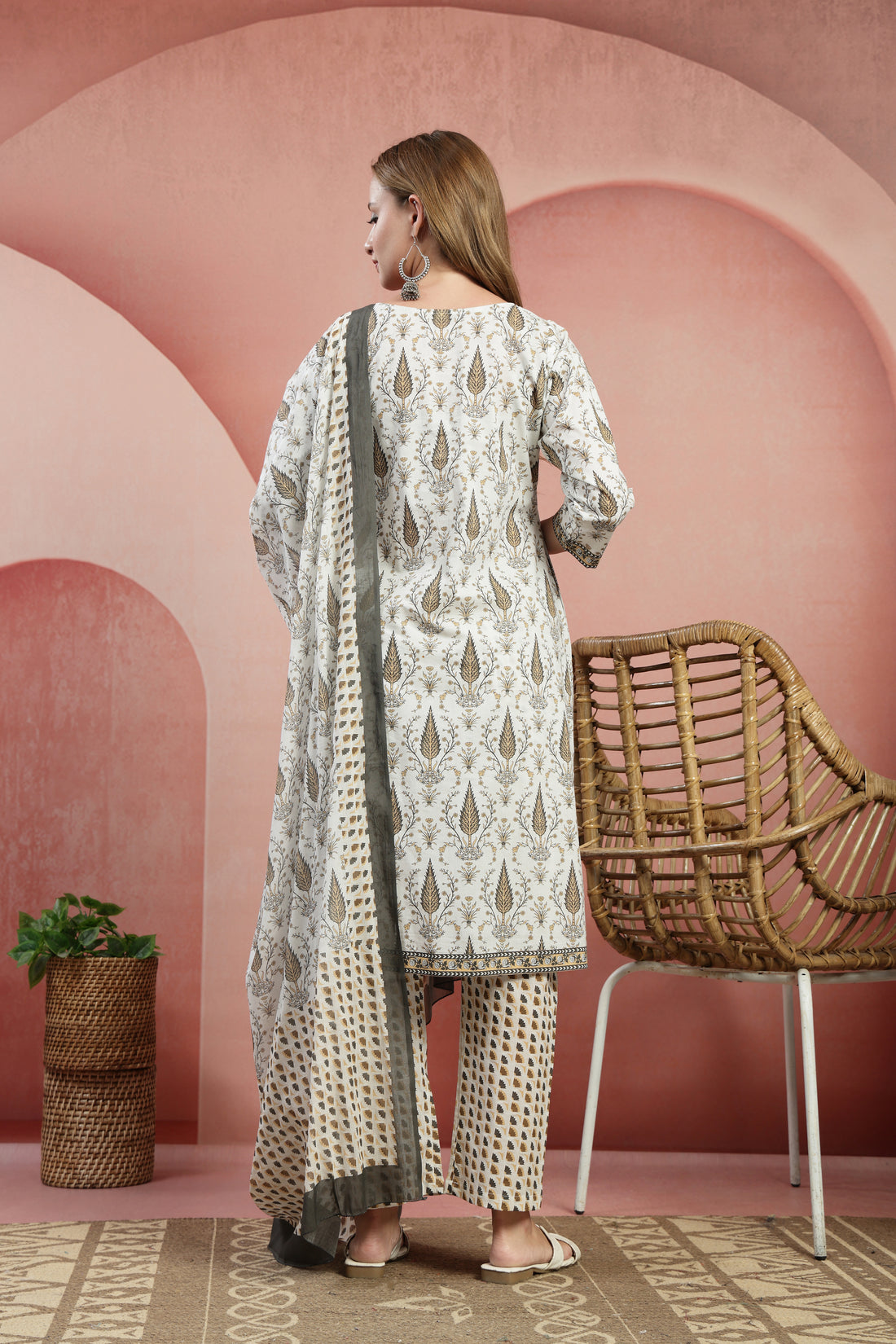 Elegant Leaf Print Pure Cotton Kurta Set